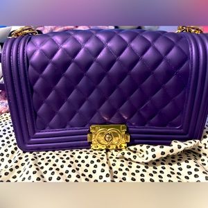 Quilted theme purse. Cute and stylish. Deep purple